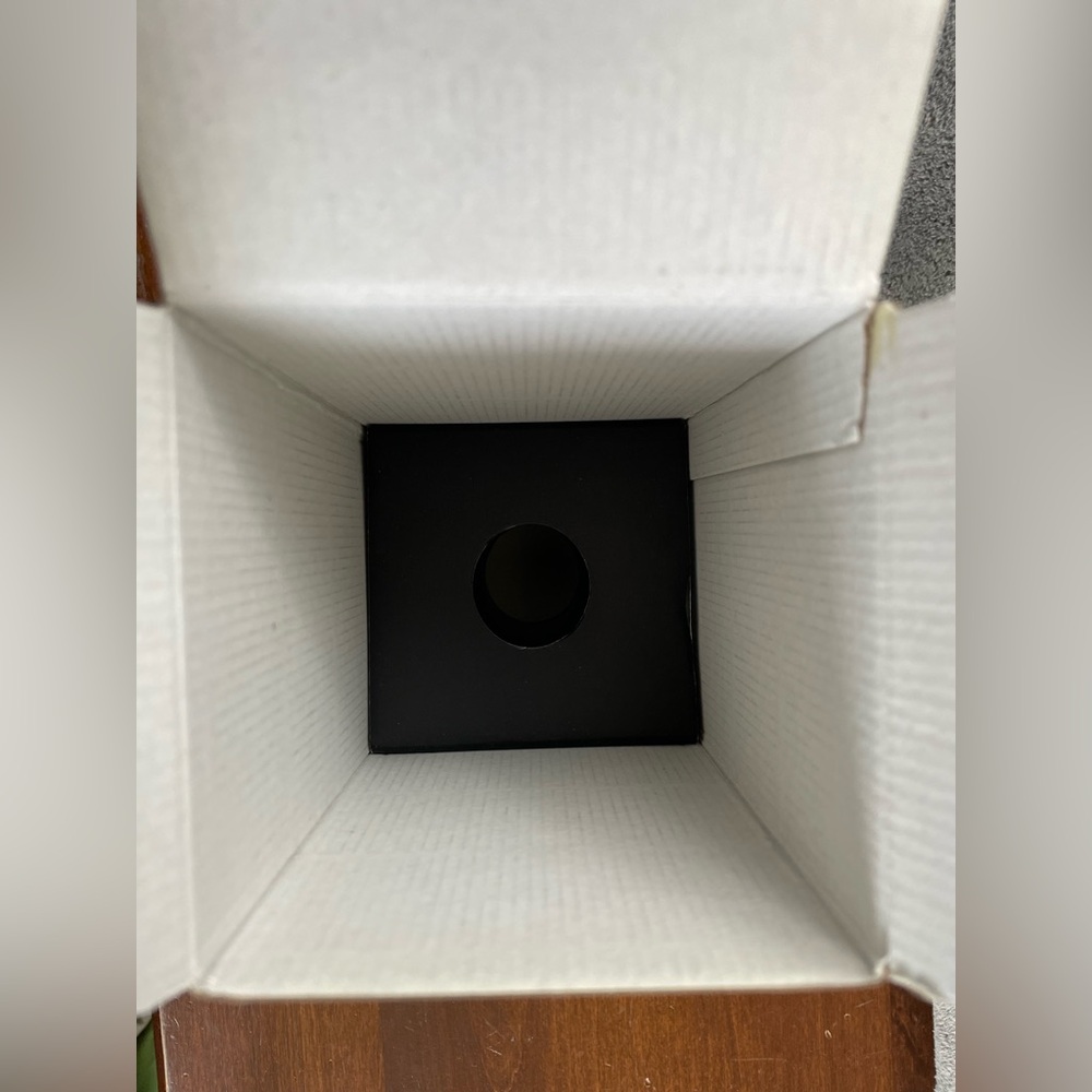 BTS Official Light Stick EMPTY BOX ONLY Version 2 Army Bomb *NO LIGHT STICK* - Picture 2 of 11